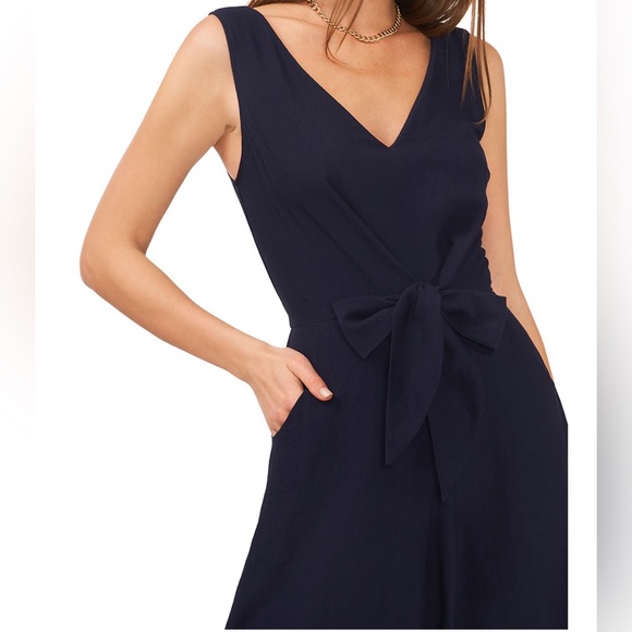 Vince Camuto V-Neck Front Tie Jumpsuit, Classic Navy New with Tag Retail $109 - Picture 3 of 5